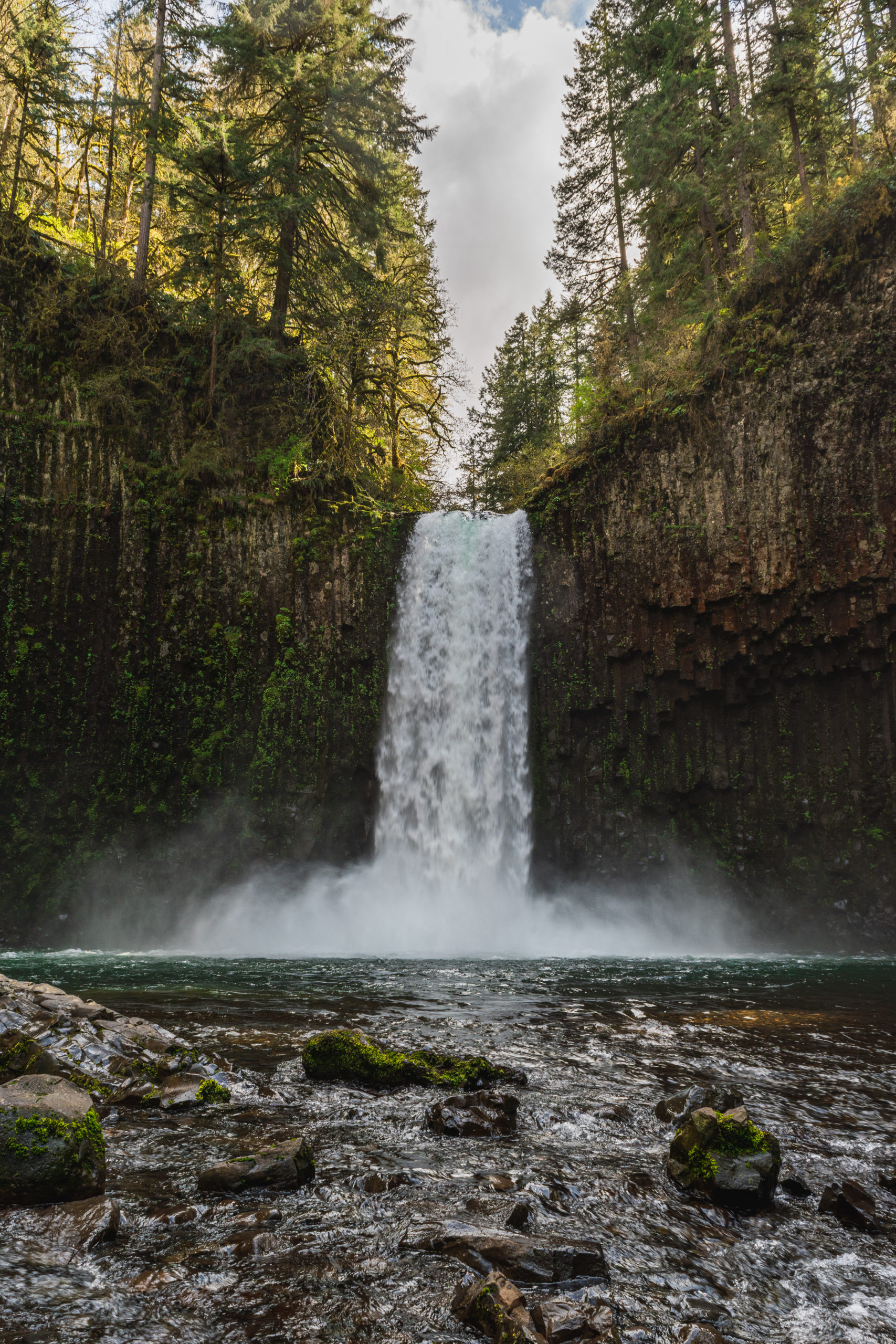 Beautiful view of Abiqua Falls