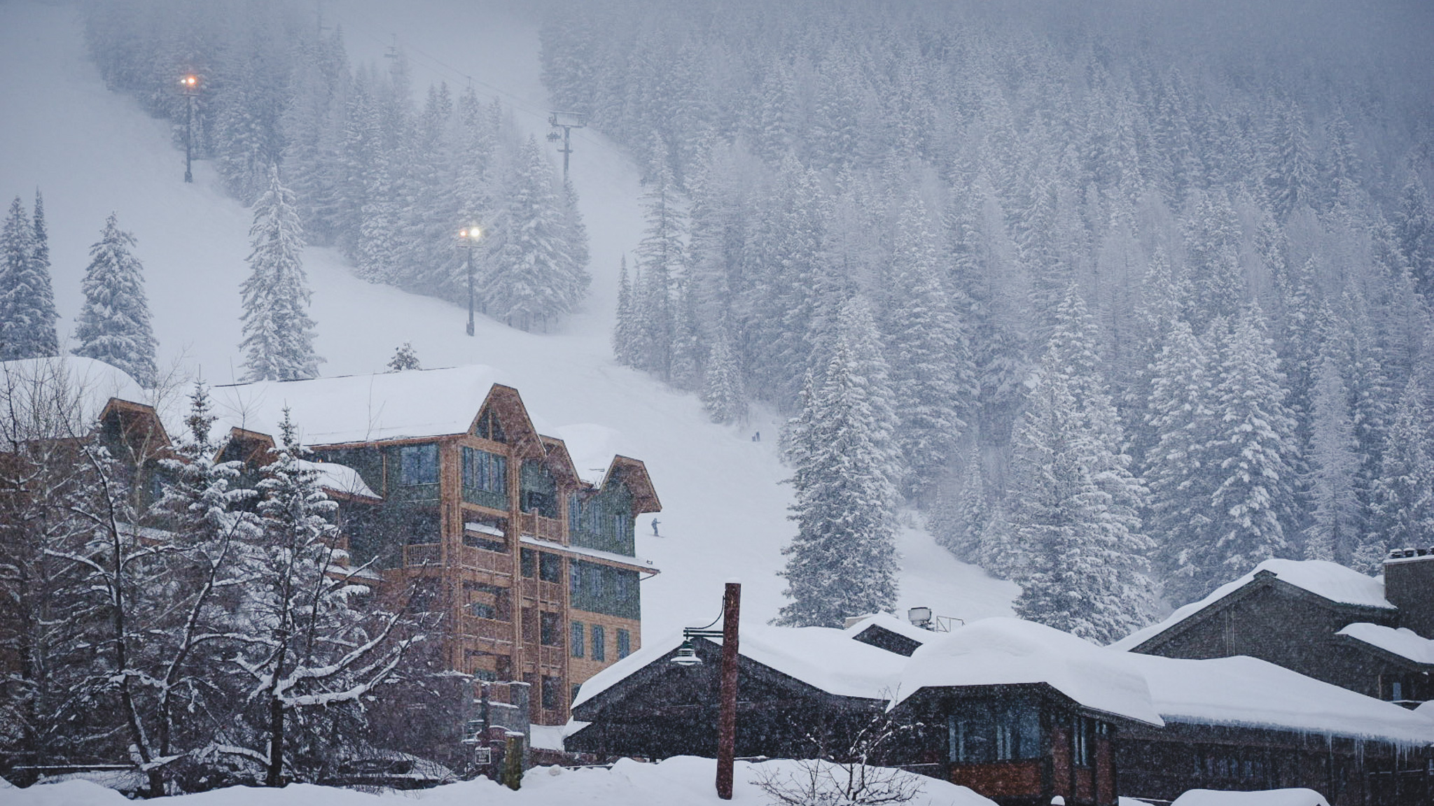 View of Whitefish Mountain Resort in Montana in the winter covered in snow